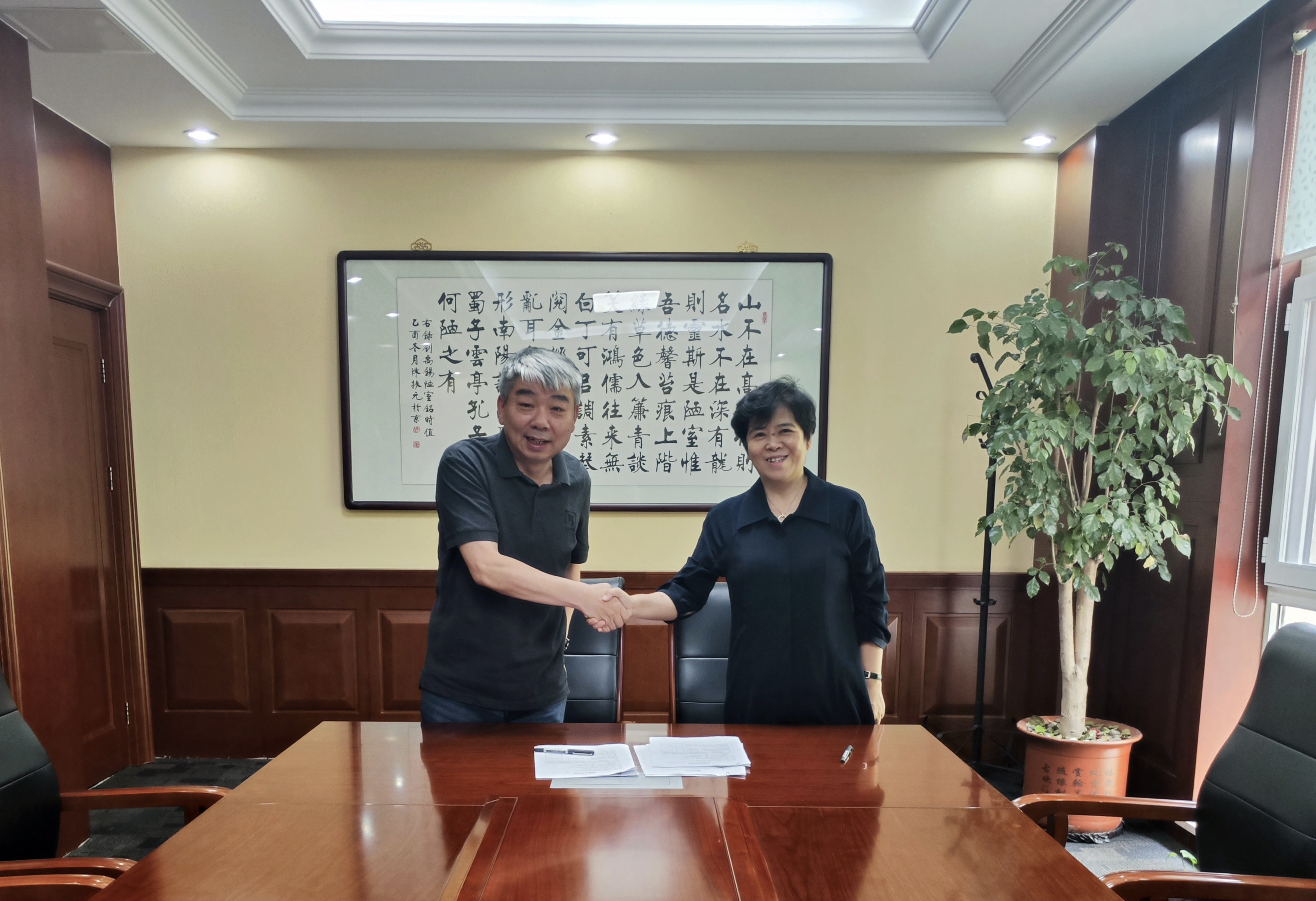 ʢӡˢ仧ʱҵ԰ ҵǿų¶